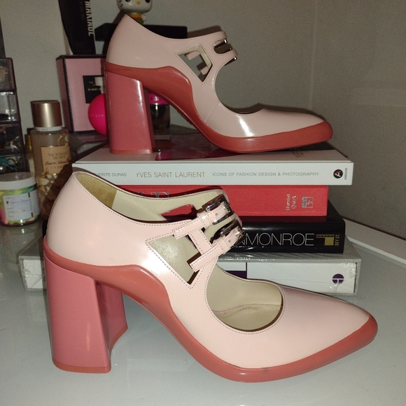 SOLD PRADA RUNWAY 2015 Pink Mary Jane Heels 🩷 PRICE IS FIRM🩷 - Picture 2 of 16